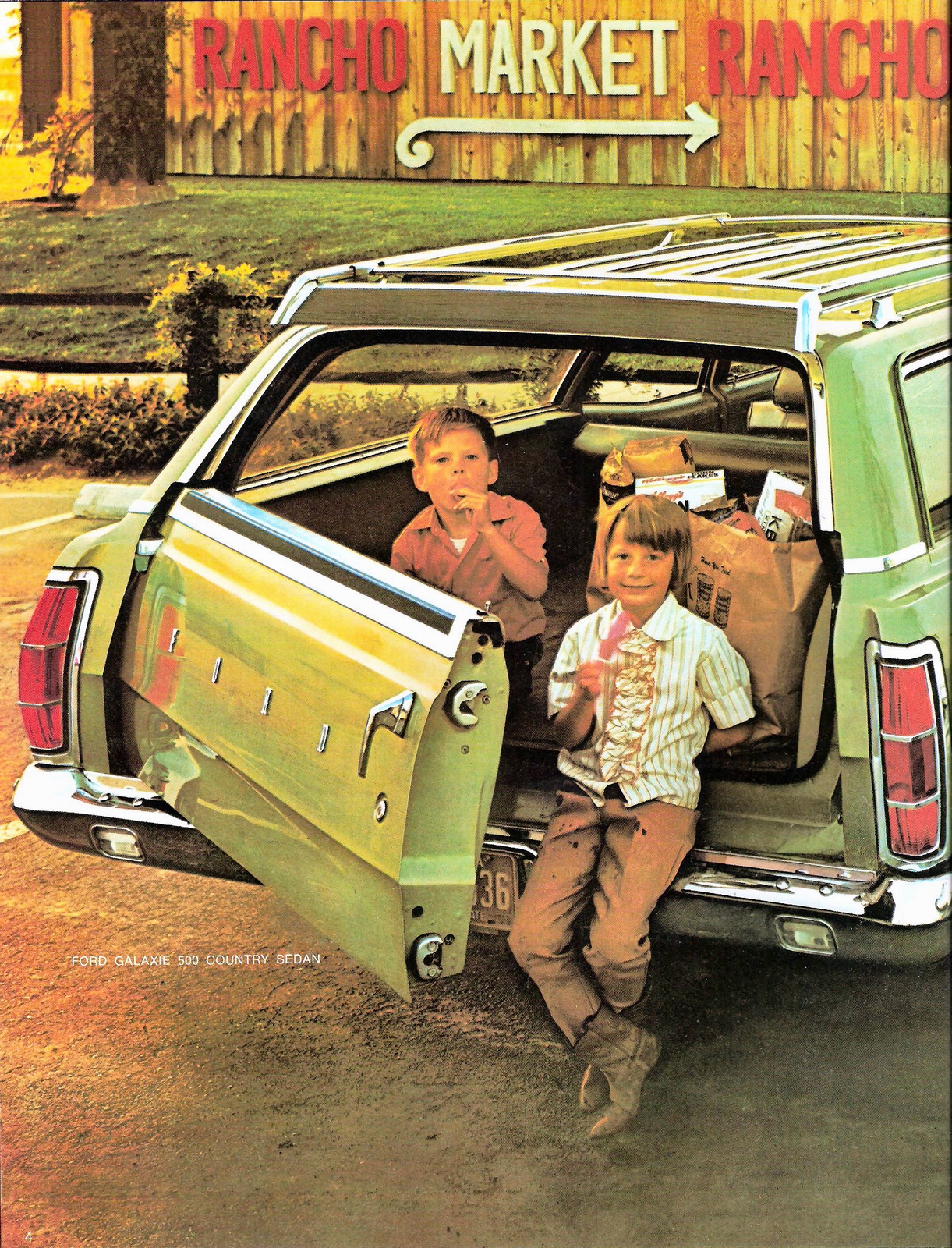 n_1970 Ford Wagons-04.jpg